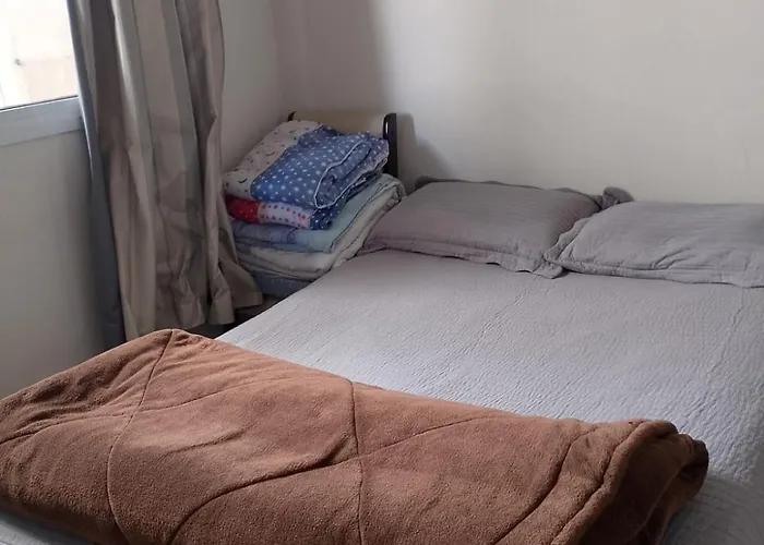 Casa Dois Quartos Com Suite