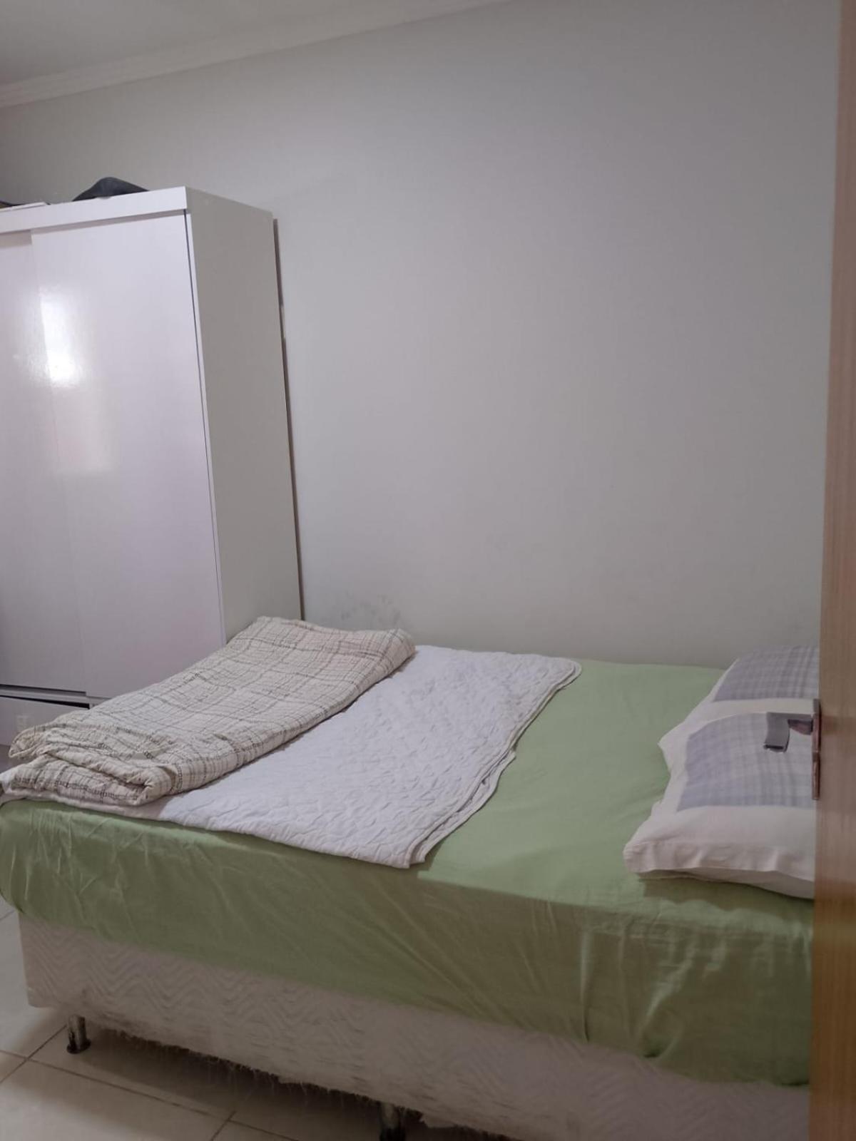 Casa Dois Quartos Com *